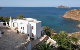 Ivi Beach Front Villa, Leros